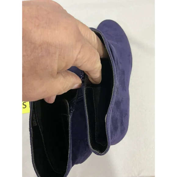 Womans Aerosoles Red Light Size 10 W Purple Zip Kitten Heel Ankle Boots NWOT - Picture 6 of 10